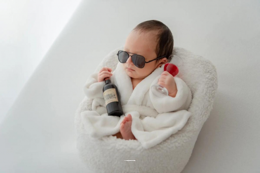 磁县宝宝几个月会爬