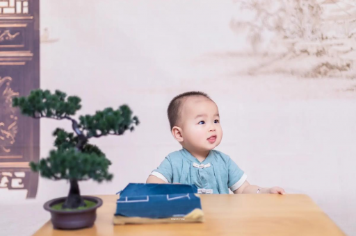 磁县宝宝宁愿饿也不吃奶粉